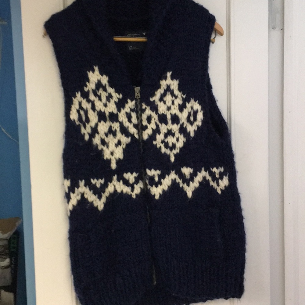 Sweater with zipper